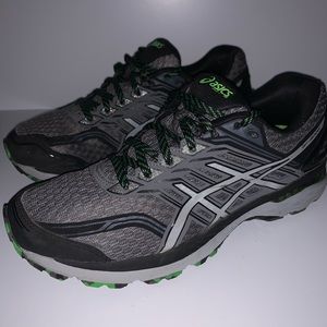 ASICS GT-2000 Gray with $50 dollar inserts